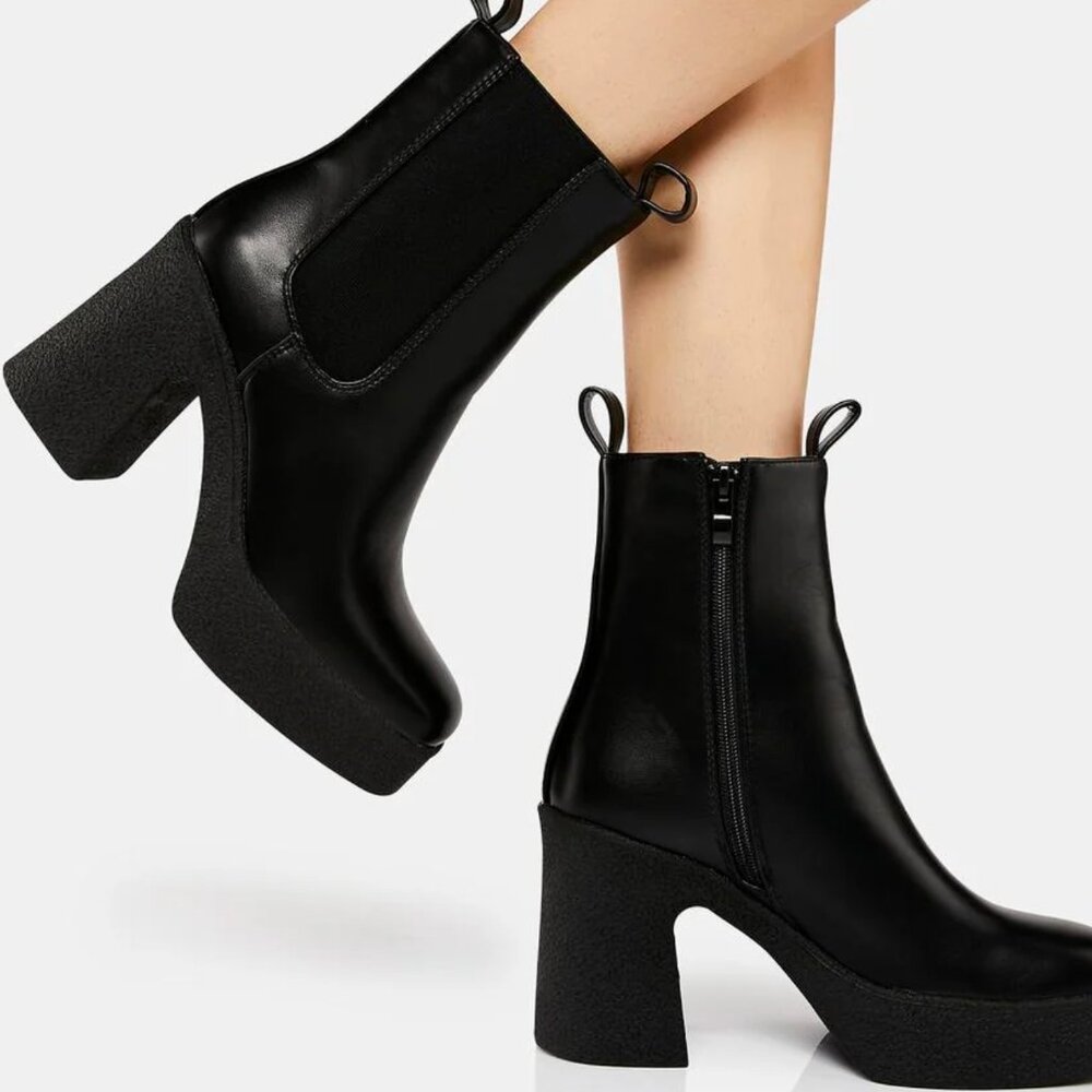 Chelsea boots